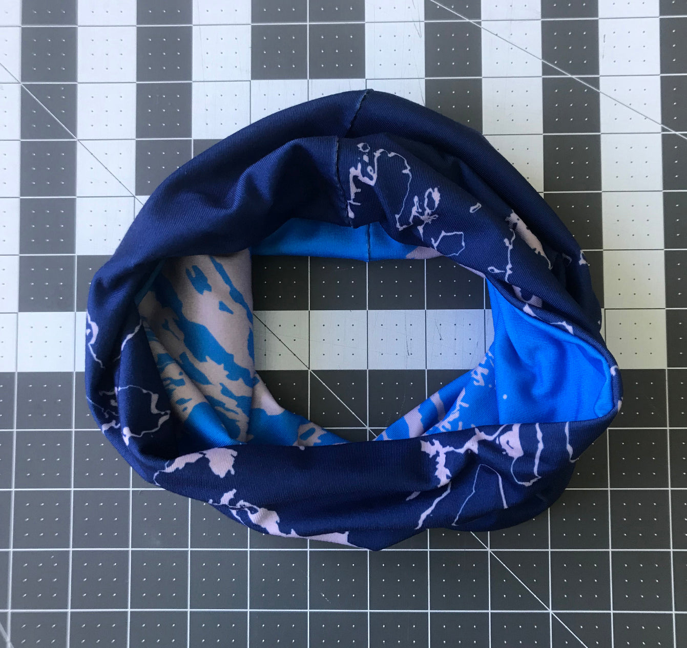 NEW Coastline Fitted Reversible Neck Band, Cool Blues